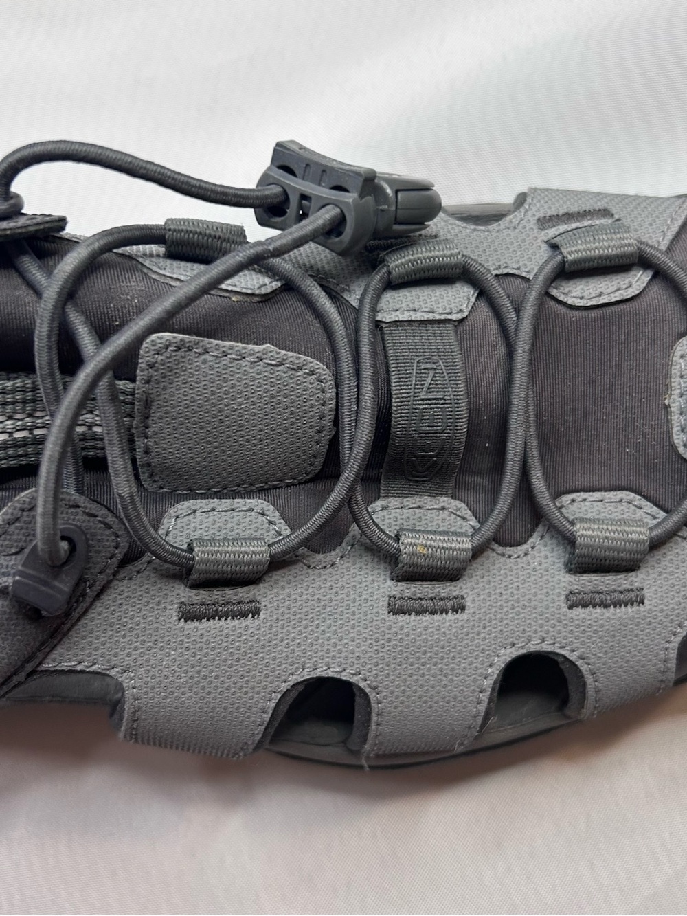 KEEN Men's Grey Black Closed-Toe Water Sandals - Picture 11 of 11
